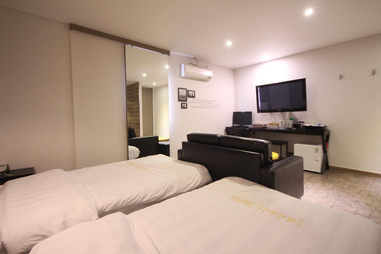 Paradise Hotel Gunsan Εξωτερικό φωτογραφία