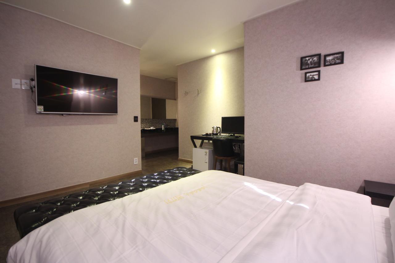 Paradise Hotel Gunsan Εξωτερικό φωτογραφία