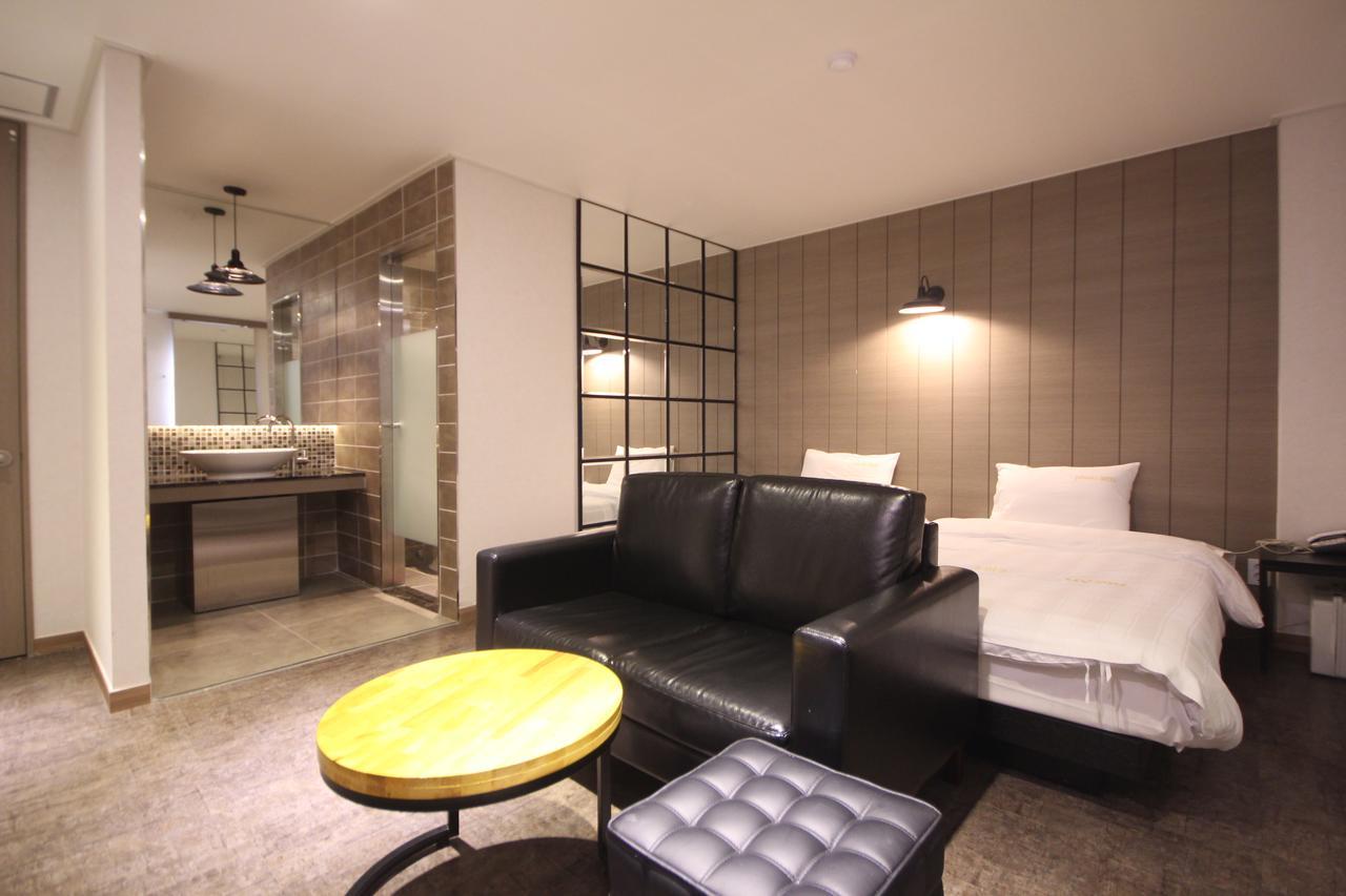 Paradise Hotel Gunsan Εξωτερικό φωτογραφία
